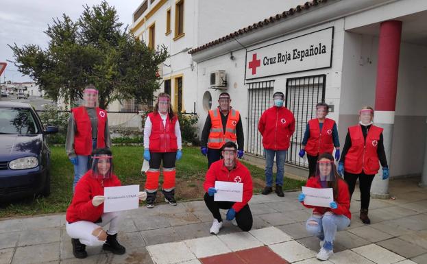 Voluntarios de Cruz Roja en Olivenza continúan con su labor durante la crisis del coronavirus