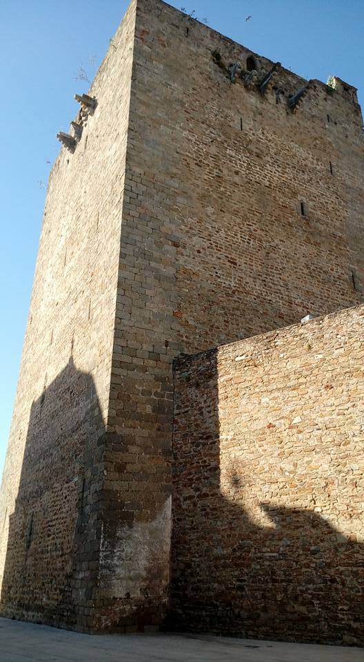 En trámite la licitación del proyecto de los grabados históricos de la torre del homenaje de Olivenza