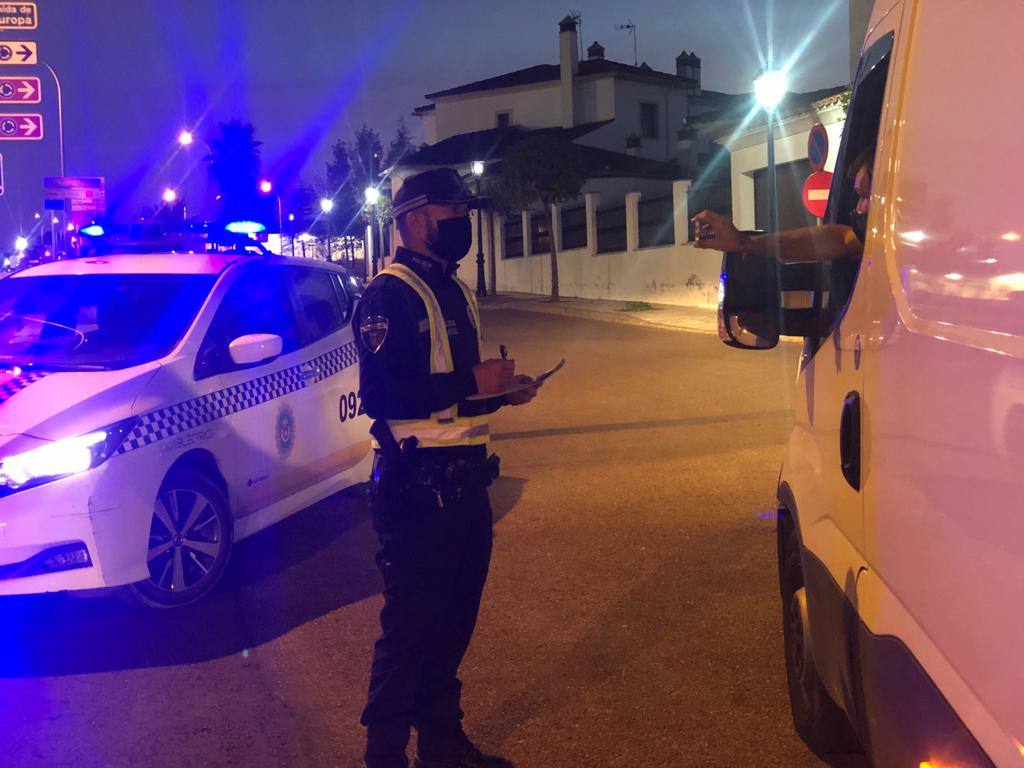 Estado de alarma con 'toque de queda' y nuevas medidas para frenar los contagios por Covid-19