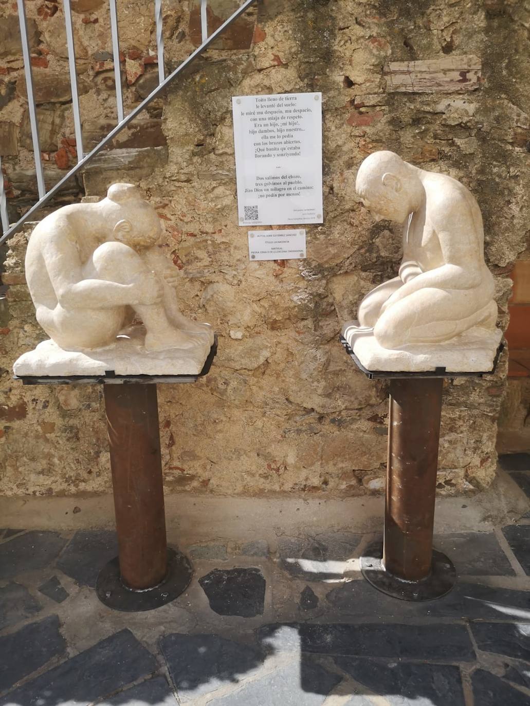 Juan Gutiérrez dona al Museo de Olivenza su obra escultórica 'La Nacencia'