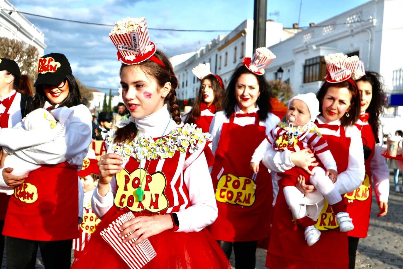 Éxito de participación del desfile infantil del Carnaval de Olivenza 2022