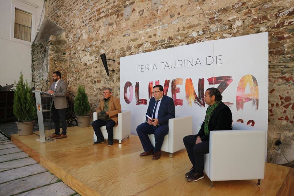Presentado el libro 'Historias del Bolsín' del salmantino Antonio Risueño