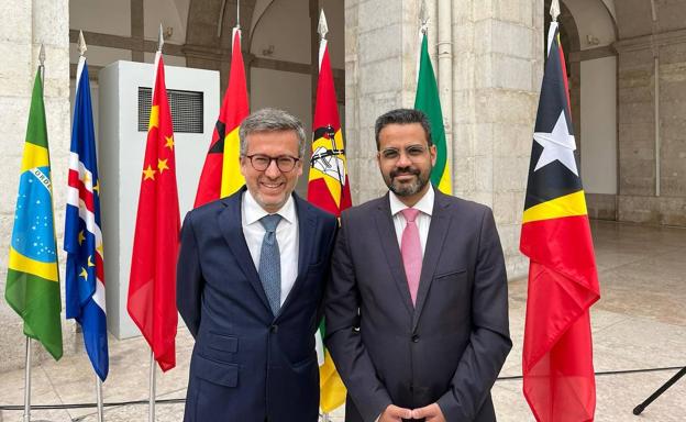 El regidor se reúne con su homólogo de Lisboa de camino a la XXXVIII Asamblea General de la UCCLA