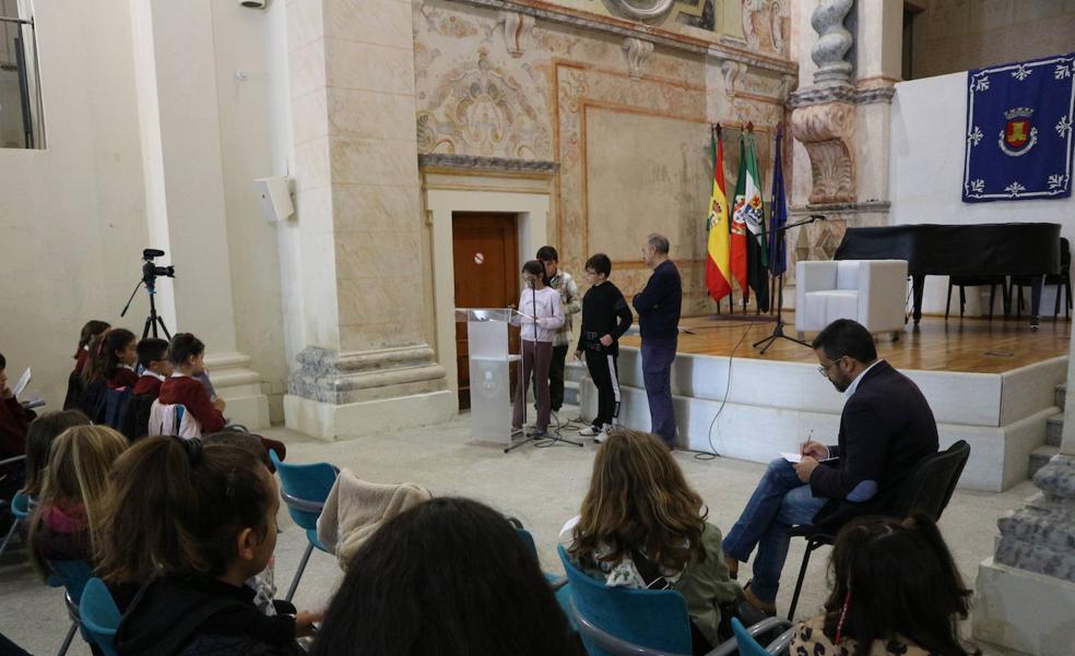 Celebrada la sesión del VI Pleno Infantil en la Capilla del Convento San Juan de Dios