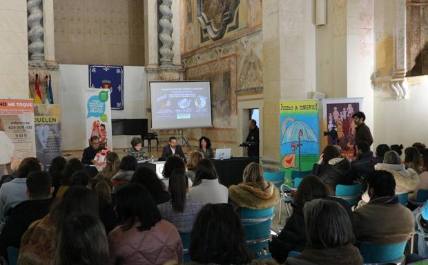 Las Jornadas por el 'Buen Trato a la Infancia y a la Adolescencia' se han desarrollado en Olivenza