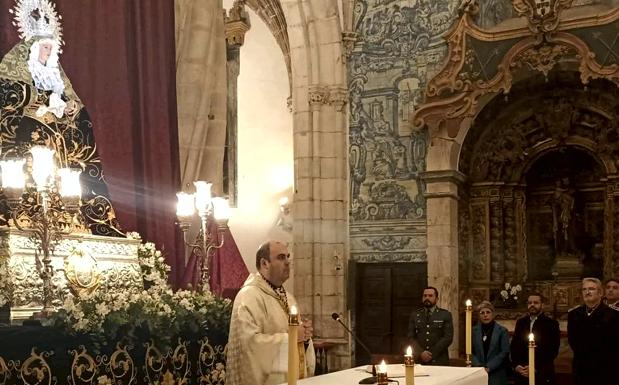 La Hermandad de la Soledad celebró su 75º aniversario con una misa
