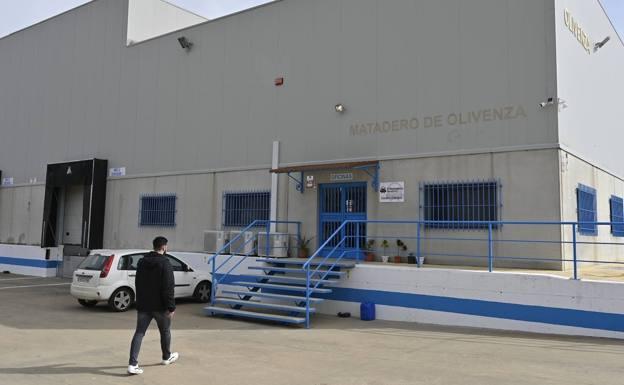 Un empresario turco se hace cargo de la gestión del matadero de Olivenza