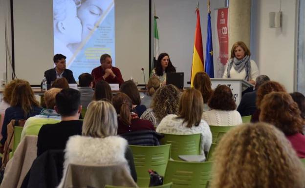 Éxito del taller «Herramientas educativas para padres y madres desesperad@s»