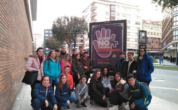El IES Díez-Canedo celebra su X Festival de Teatro Escolar
