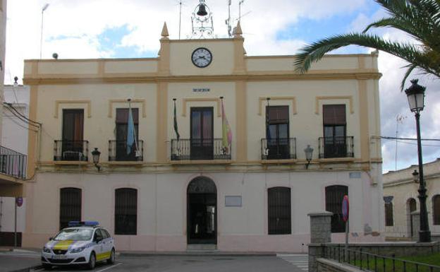 Los espacios públicos permanecerán cerrados quince días más