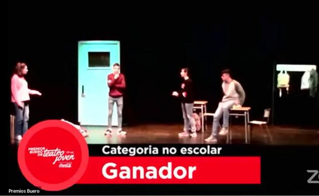 Molamanta, el grupo de teatro del IES Díez Canedo de Puebla de la Calzada, gana dos premios Buero