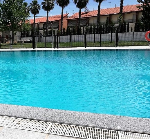 La piscina municipal abrió sus puertas el pasado sábado