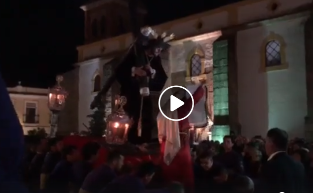 La ausencia del Nazareno en una Plaza de España desierta