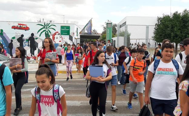 El IES Quintana finaliza el curso sin graduación ni despedidas