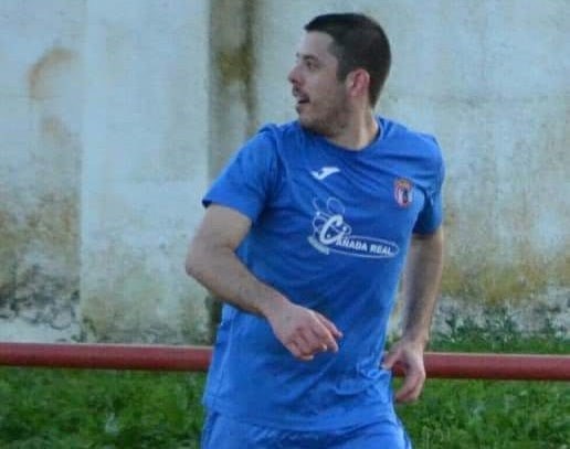 «Sería un recuerdo inolvidable lograr el ascenso con el equipo de mi pueblo»