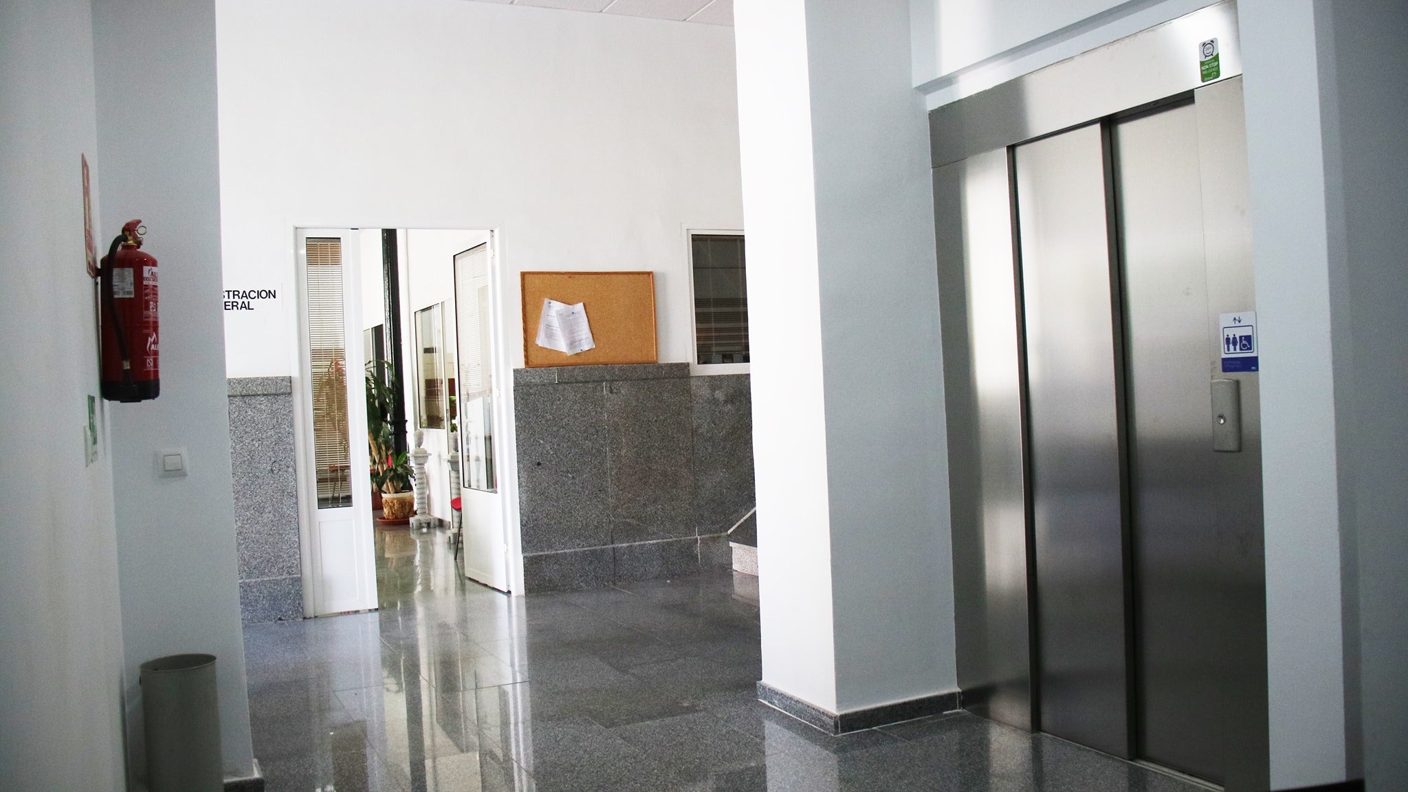 Finalizan las obras de accesibilidad en el Ayuntamiento de Quintana