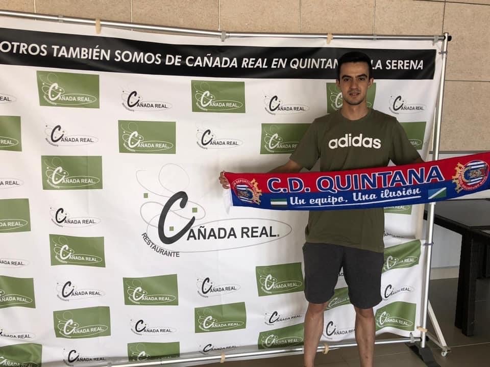 Agustín Hidalgo ficha por el CD Quintana