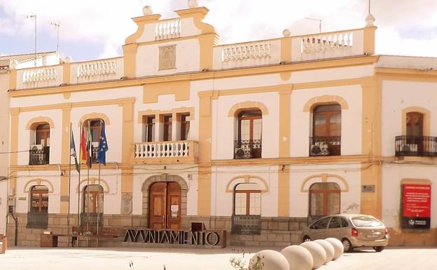 El alcalde aclara la situación sobre el número de casos positivos en la localidad