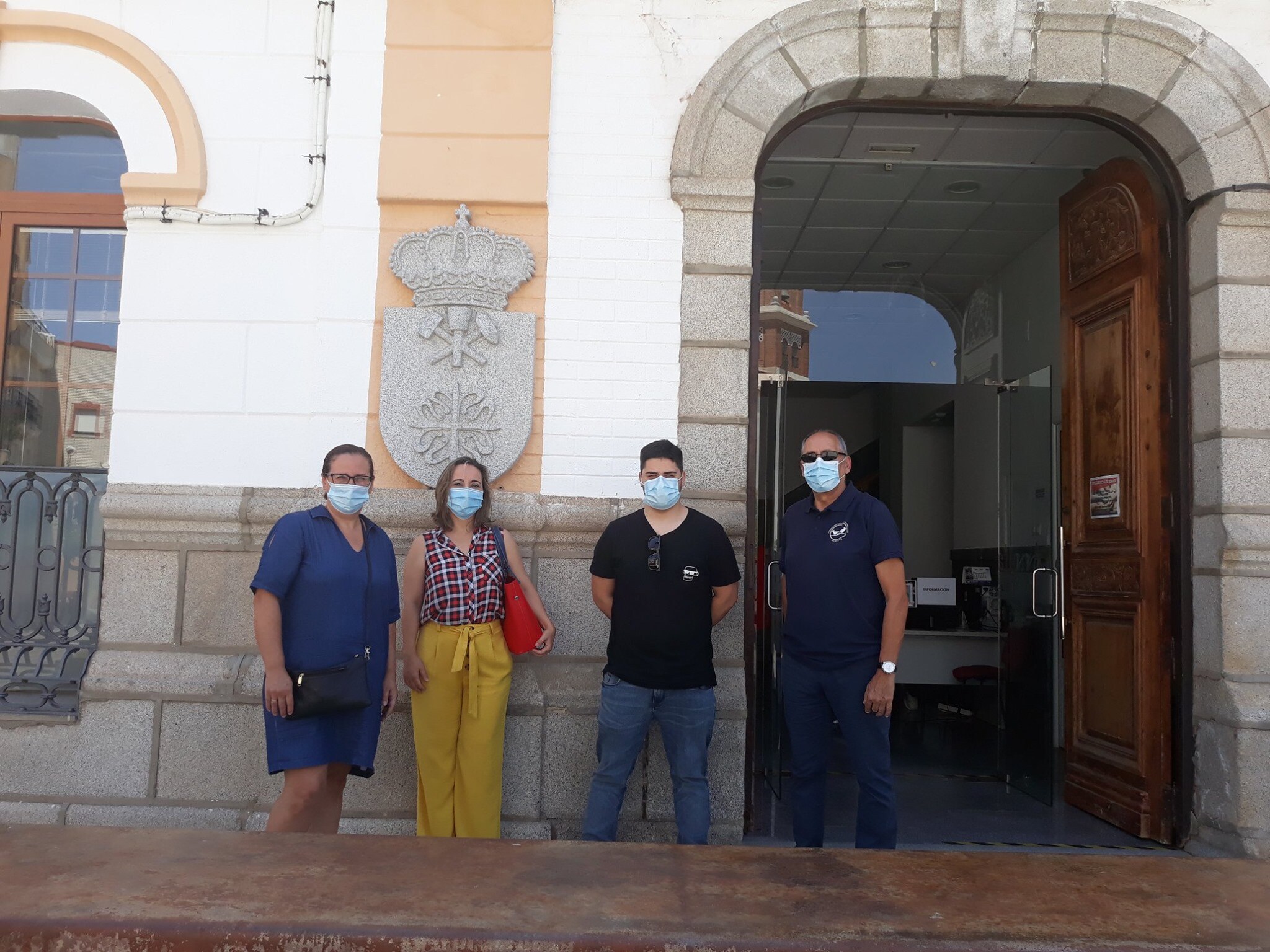 La fundación del Banco de Alimentos de Badajoz visita ActúaQuintana