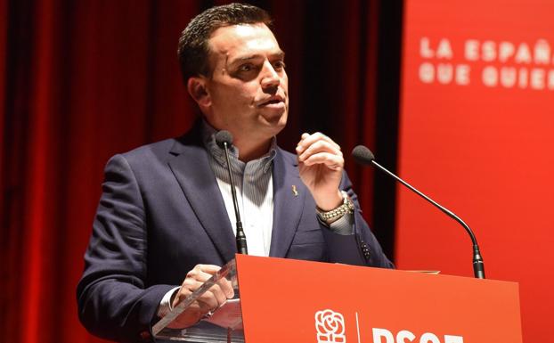 Raimundo Dávila, elegido nuevo secretario de la ejecutiva local del PSOE