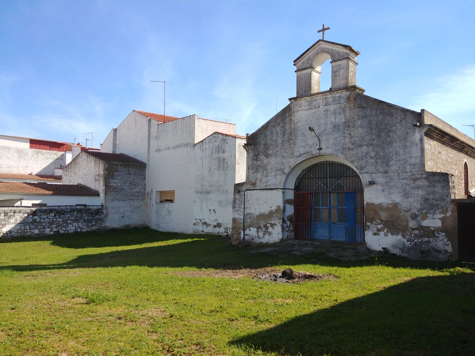 Cinco aulas, una sala audiovisual y otra de reuniones se construirán en el centro parroquial
