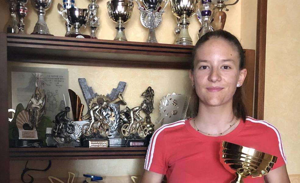 «Sacrifico mucho tiempo de mi familia y amigos para estudiar y competir»
