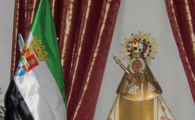 Novena y misa en honor a la Virgen de Guadalupe por el Día de Extremadura