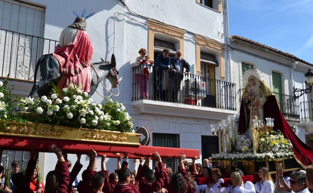 La procesión de «La Borriquita» abre la Semana Santa sanvicenteña