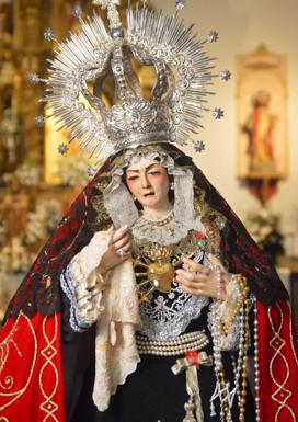 La lluvia amenaza la salida de la Virgen de las Lágrimas