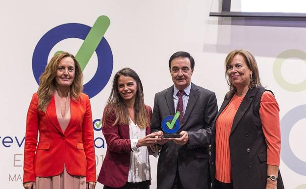 Apamex recibe el premio 'Prevencionar 2018' a la prevención de riesgos laborales de personas con discapacidad
