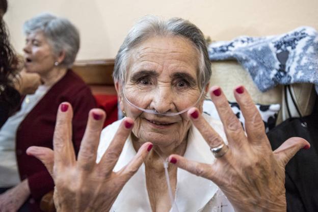 Octogenarias de labios rojos