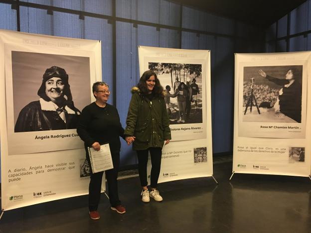 Una exposición de Almendralejo recoge la dificultad de ser mujer con discapacidad