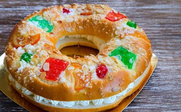 La Hermandad del Nazareno ofreció un roscón de 40 metros en Villanueva