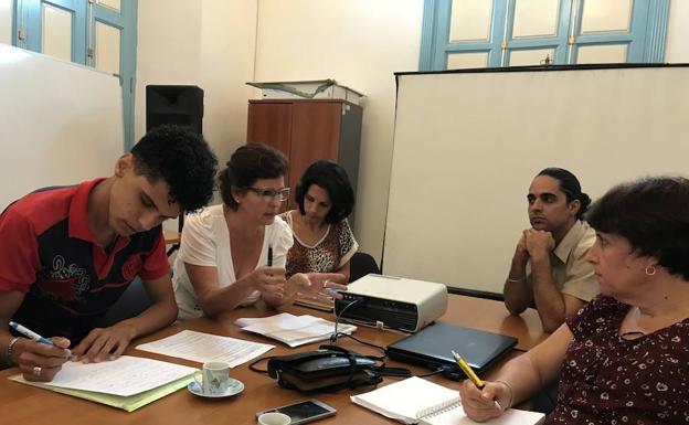 Extremadura promueve la Lectura Fácil en Cuba