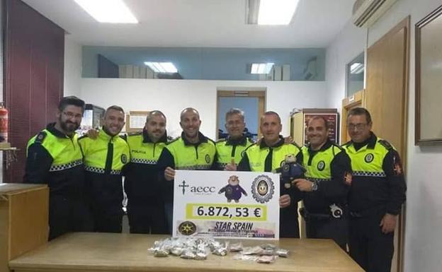 La Policía Local de Los Santos participa en una campaña nacional contra el cáncer infantil