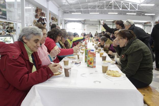 Los desayunos saludables congregan a 500 personas en Zafra