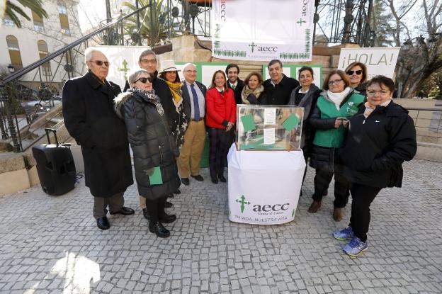 2.200 personas reciben apoyo de la asociación contra el cáncer