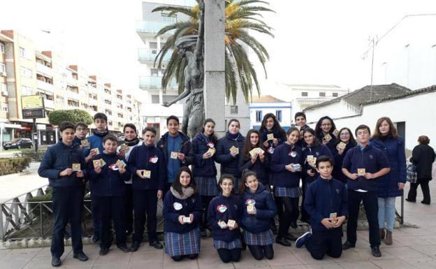 La última acción de Unicef en Don Benito une a más de 2.400 escolares