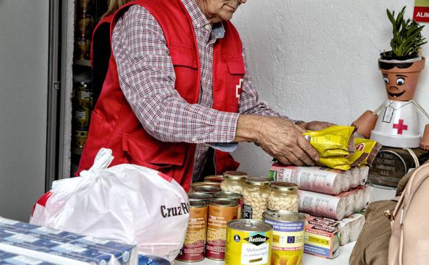Cruz Roja distribuye 474.707 kilos de alimentos en Extremadura