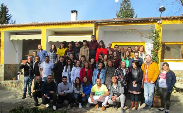 Pacientes de Rozacorderos y alumnos del Vía Dalmacia participan en la segunda convivencia intercentros