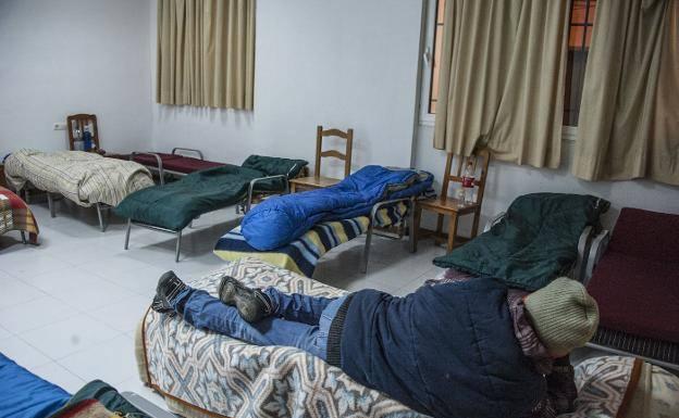 Las Hijas de la Caridad reclaman que el albergue de sintechos en Badajoz abra todo el año