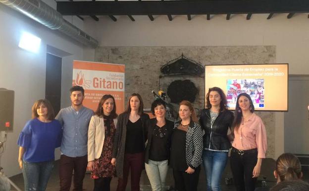 Presentación del programa de inserción socio-laboral para la comunidad gitana extremeña