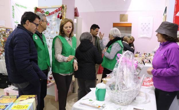 La AECC pone en marcha la tercera edición de su mercadillo solidario en Badajoz