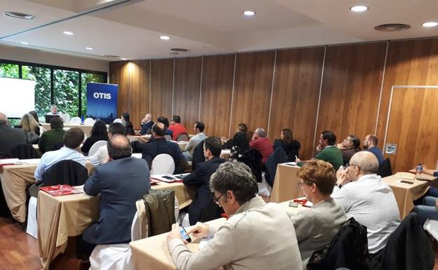 El Colegio de Administradores de Fincas de Extremadura celebra una jornada formativa sobre la accesibilidad