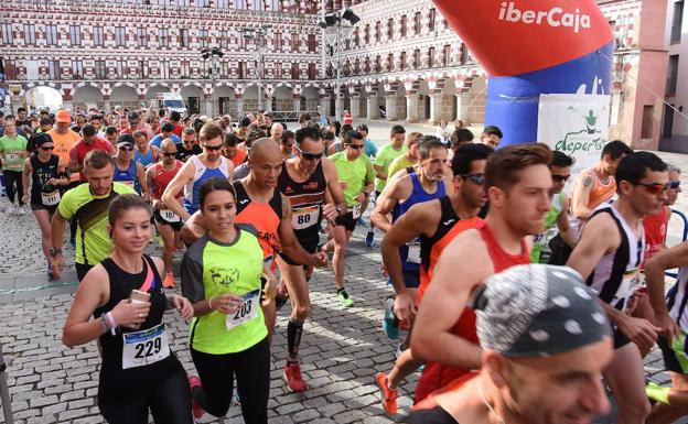 Una marcha solidaria en Badajoz recauda fondos contra la desnutrición infantil