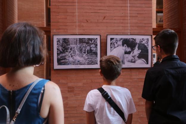 La muestra fotográfica 'Visibles' busca impulsar la belleza de los cuerpos