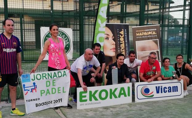 Cocemfe entrega los premios de su primer torneo de pádel