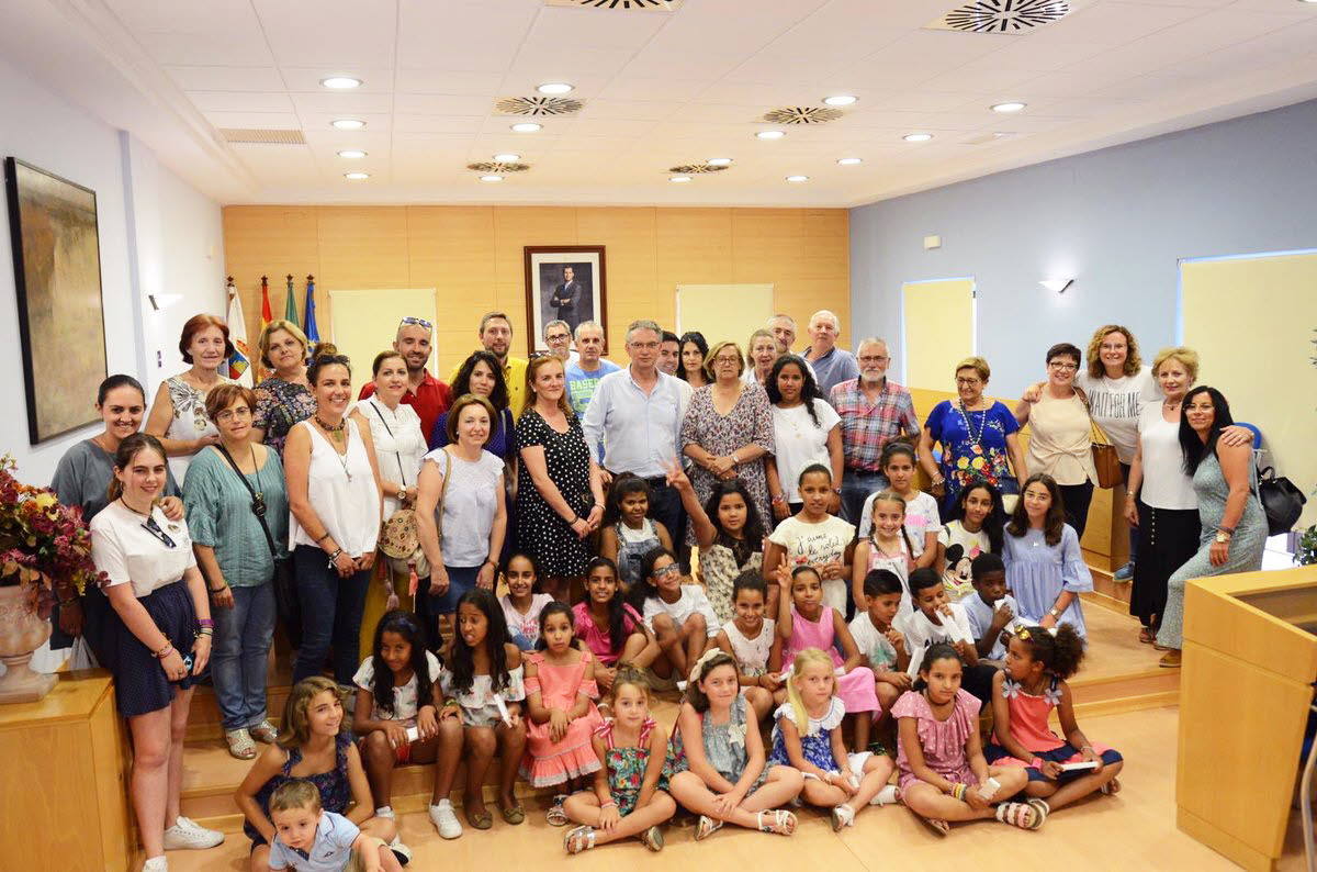 Los menores saharauis ya disfrutan del verano en Don Benito