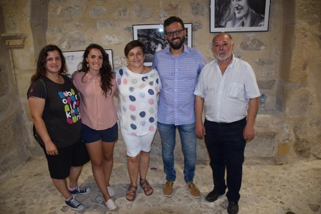 Una muestra visibiliza a lesbianas, bisexuales y transexuales en Trujillo
