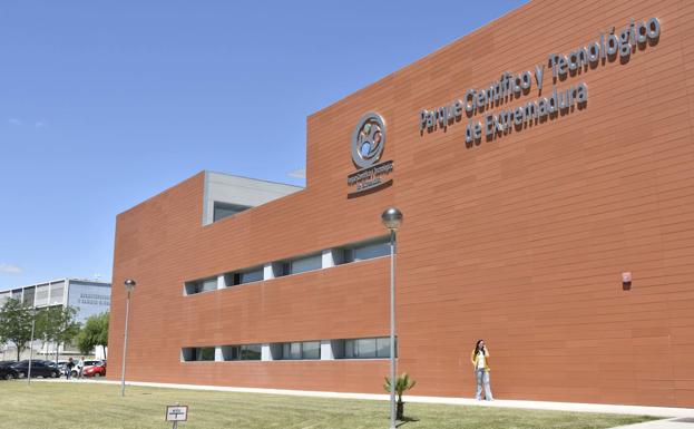 La UEx impartirá programas de formación para jóvenes con discapacidad intelectual